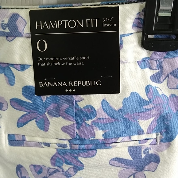 Banana Republic Hampton Fit Shorts - Picture 5 of 7